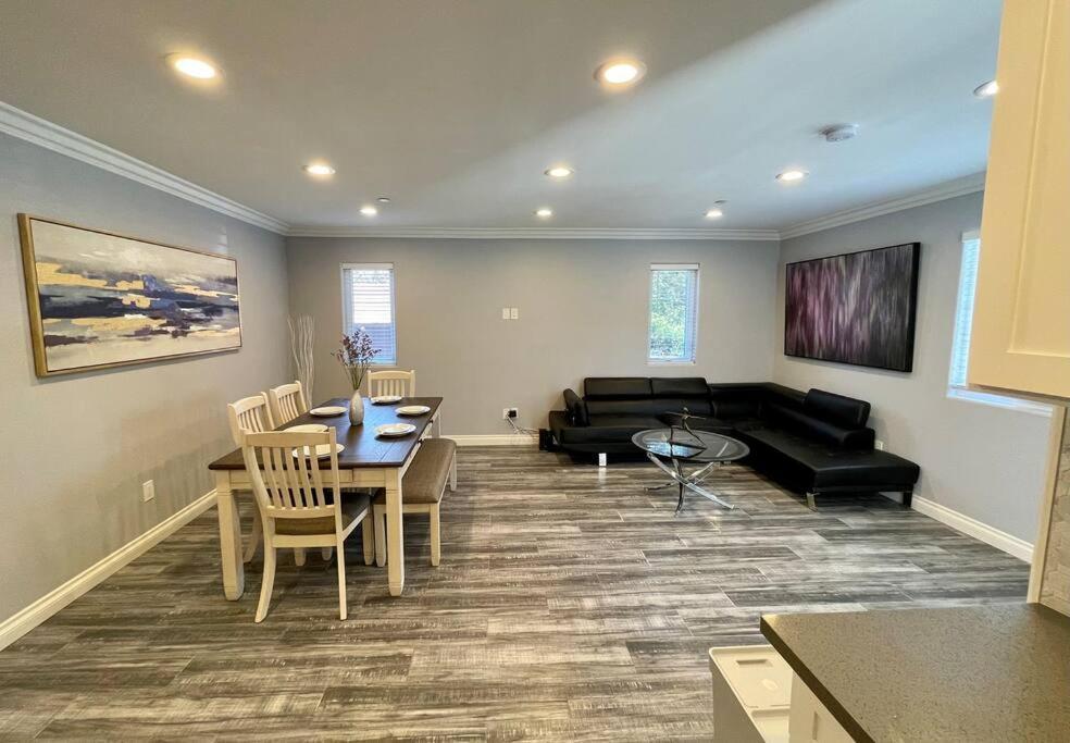Newly Built Townhouse - Prime Hollywood Location * Los Ángeles