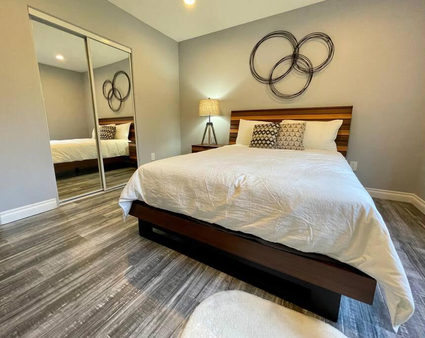 Villa Newly Built Townhouse - Prime Hollywood Location
